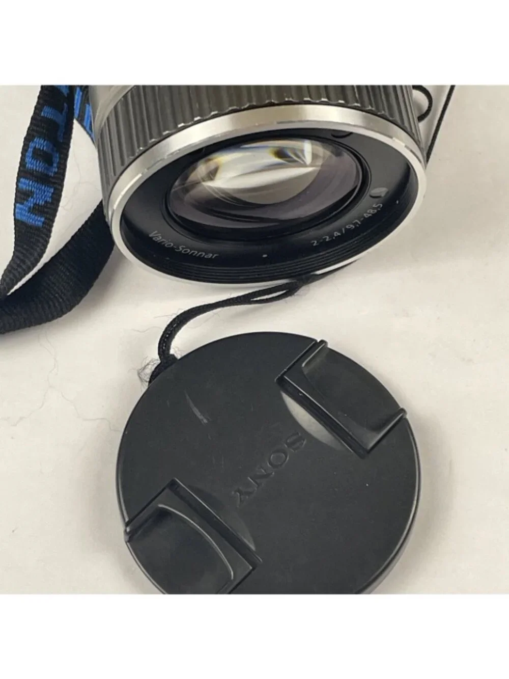 Sony Digital Still Camera DSC-F707 Cyber Shot 5.0MP 10x Precision Digital Zoom